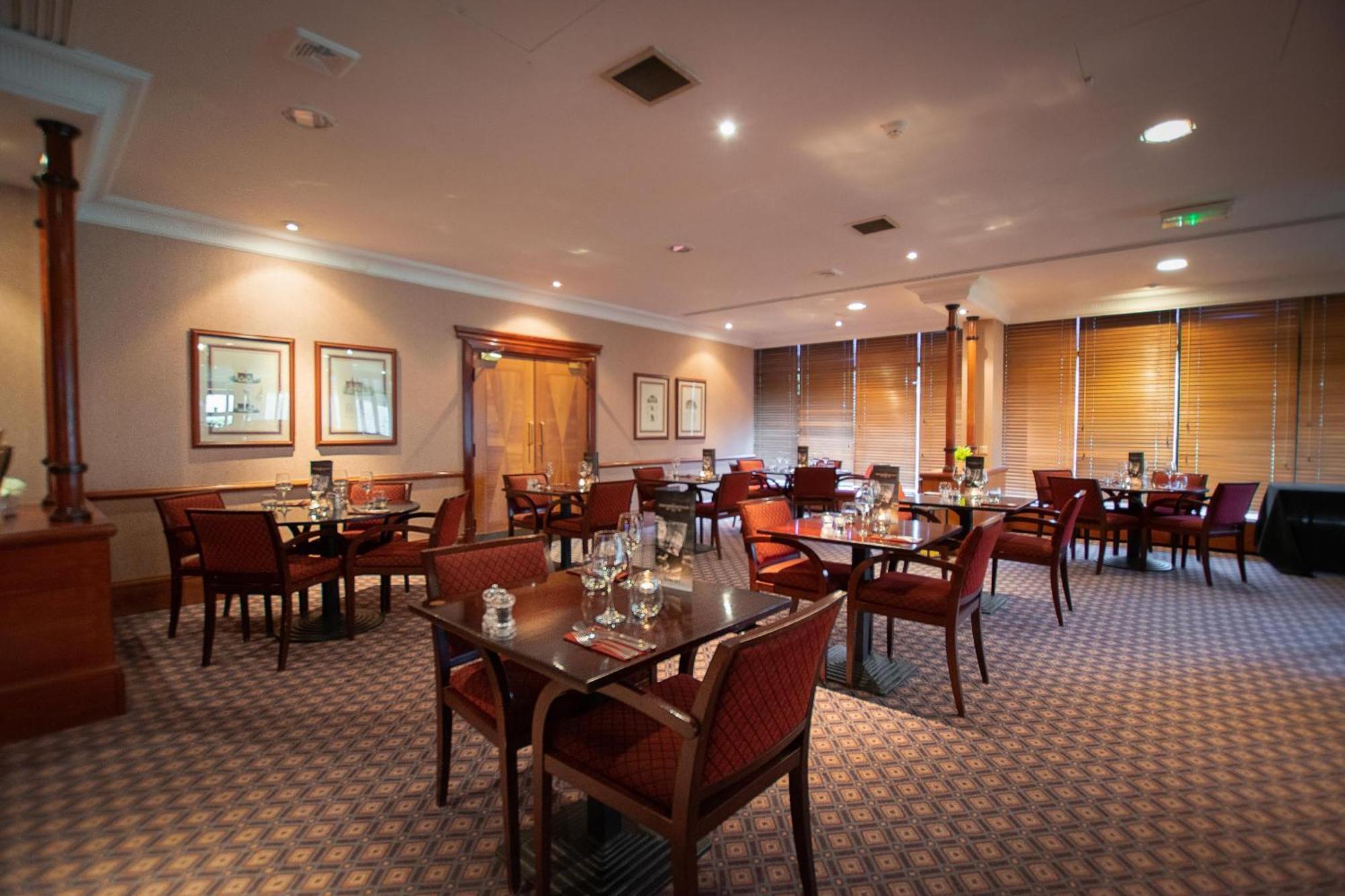 Muthu Glasgow River Hotel Erskine Exterior photo